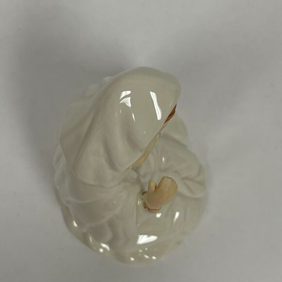 Home for the Holidays Porcelain Nativity Replacement Figure Mary? 4 1/4" high - Picture 5 of 6
